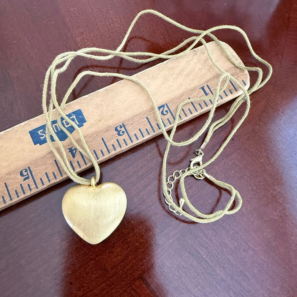 Vintage Gold Tone Heart Necklace